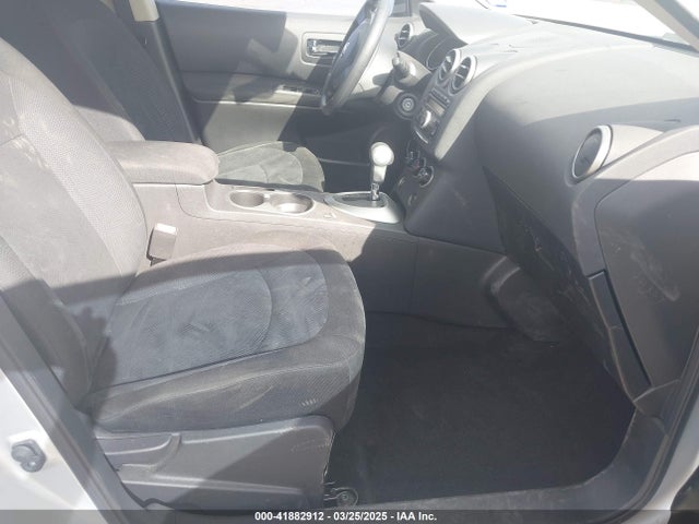 JN8AS5MTXFW650142 Nissan Rogue Select S