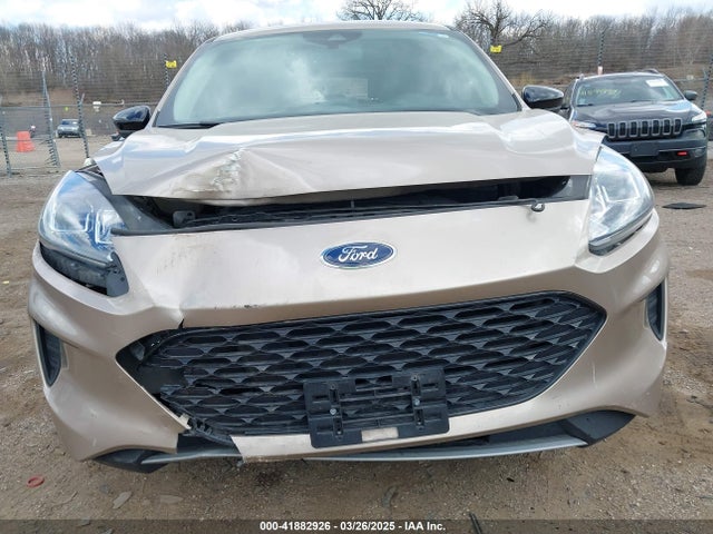 1FMCU0BZXLUC08683 Ford Escape Se Sport Hybrid