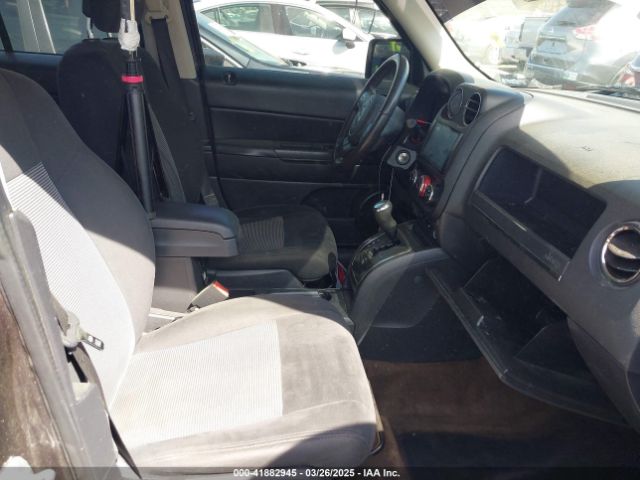 1C4NJPFB5HD183761 Jeep Patriot Latitude Fwd
