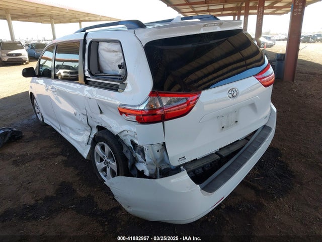 5TDKZ3DC0LS029925 Toyota SIENNA LE