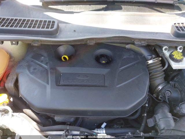 1FMCU9G94HUB25559 Ford ESCAPE SE
