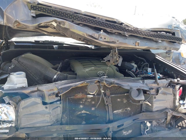 5TFUM5F11EX055025 Toyota Tundra Sr 4.6l V8