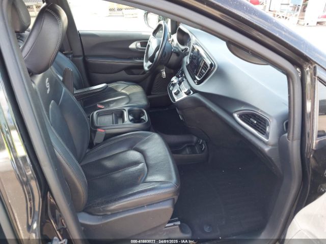 2C4RC1BG6JR322261 Chrysler Pacifica Touring L