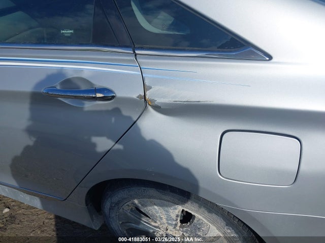 Hyundai Sonata 2014 KMHEC4A42EA107635 Image 6