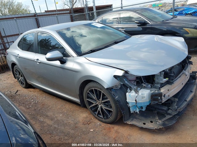 4T1G11AKXMU417976 Toyota CAMRY SE