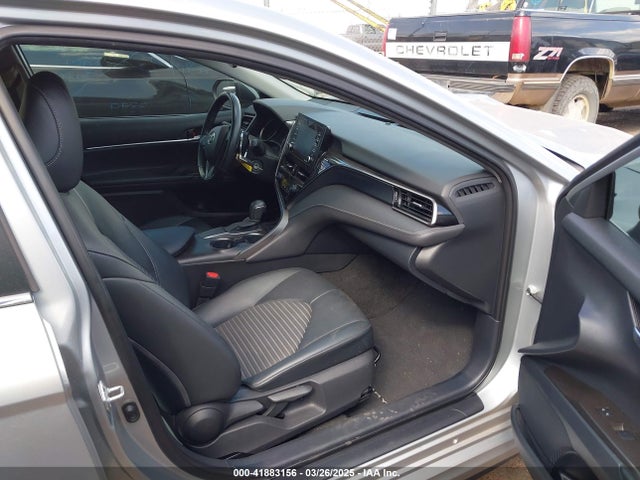 4T1G11AKXMU417976 Toyota CAMRY SE