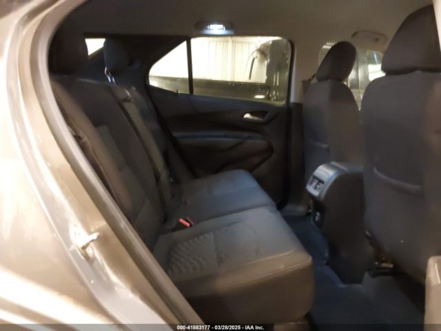 3GNAXUEV1KS504846 Chevrolet EQUINOX LT