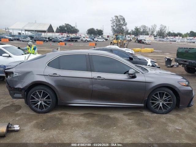 4T1G11AK2NU674888 Toyota CAMRY SE