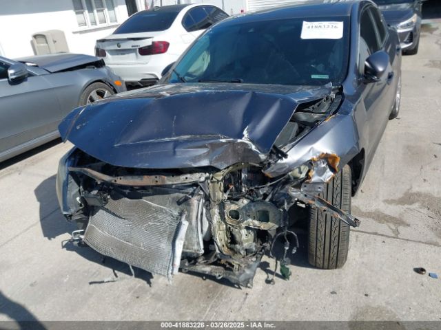 19UDE2F37JA008951 Acura Ilx Acurawatch Plus Package