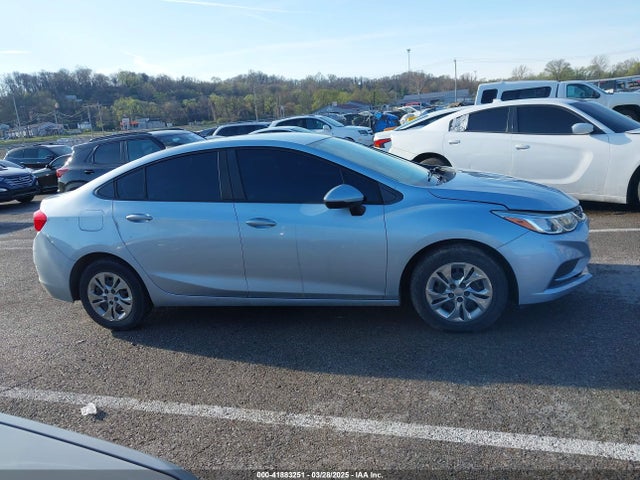 1G1BC5SM1H7222457 Chevrolet Cruze Ls Auto