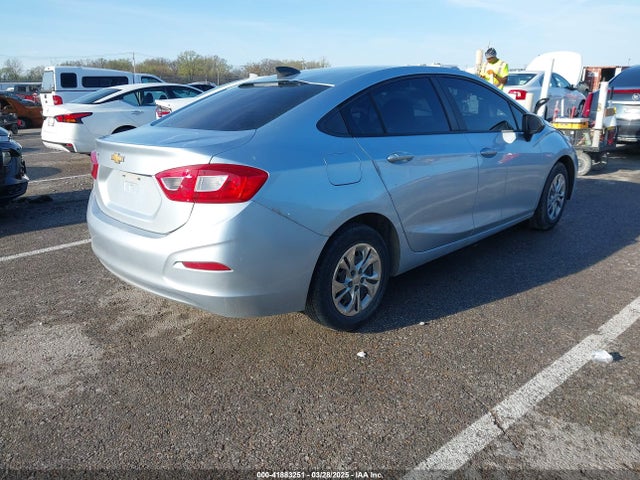 1G1BC5SM1H7222457 Chevrolet Cruze Ls Auto