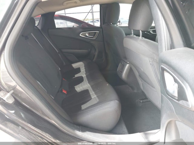 Chrysler 200 Limited 2016 1C3CCCAB0GN144400 Image 8