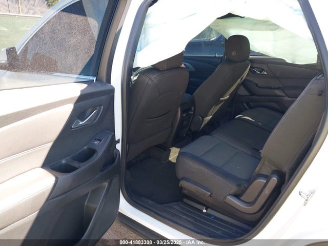 1GNERGKW4PJ130588 Chevrolet Traverse Fwd Lt Cloth