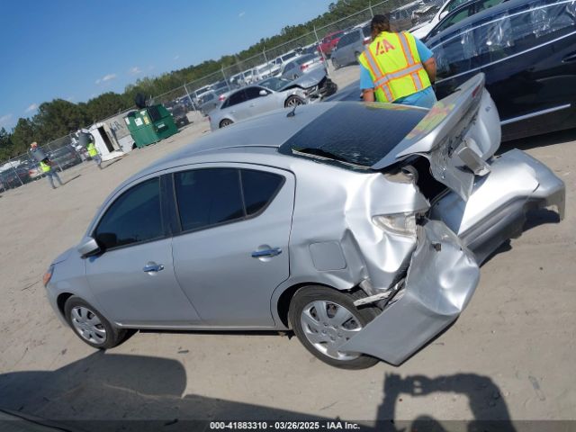 3N1CN7AP5KL869205 Nissan Versa 1.6 Sv