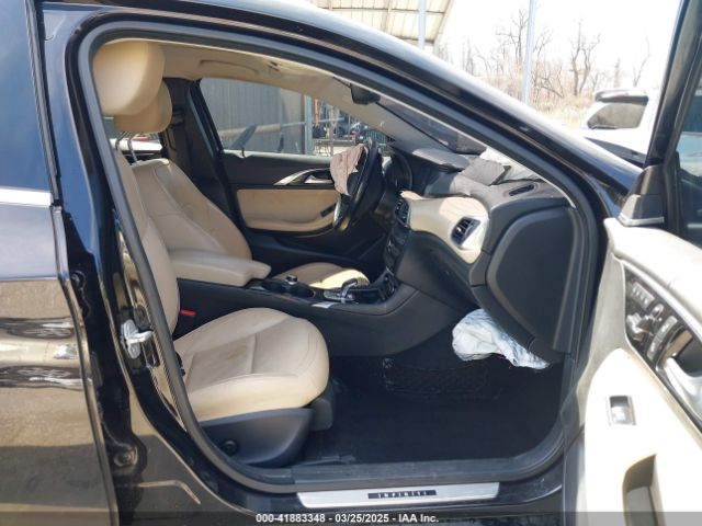 2017 INFINITI QX30 SJKCH5CR7HA022688 Photo 4
