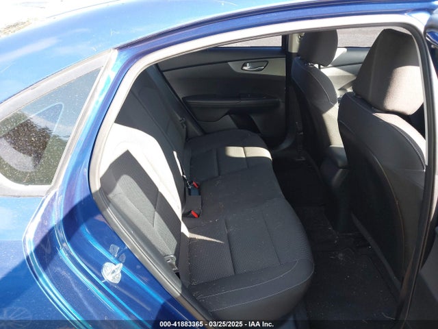 3KPF24AD4KE138843 KIA Forte Lxs