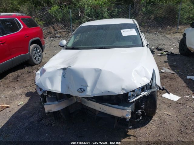 5XXG14J23MG019066 KIA K5 LXS