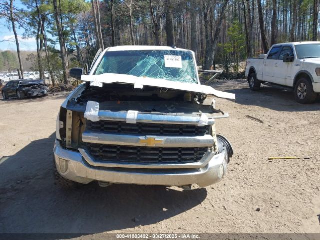 3GCUKREC1JG469338 Chevrolet Silverado 1500 1lt