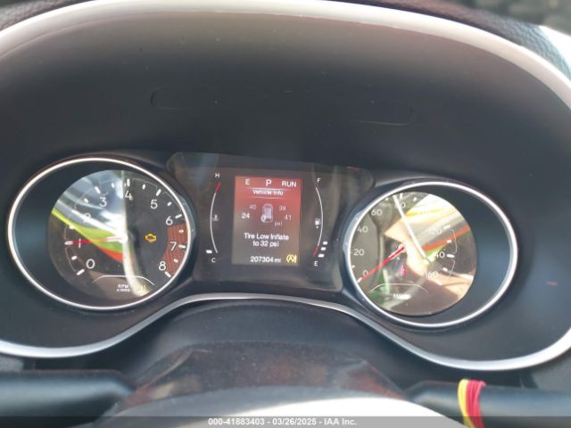 3C4NJDBB1KT661261 Jeep Compass Altitude 4x4