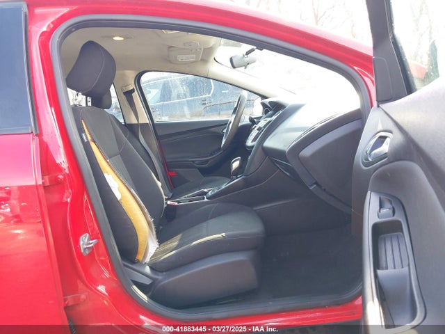 Ford FOCUS SE 2017 1FADP3F29HL242678 Image 5