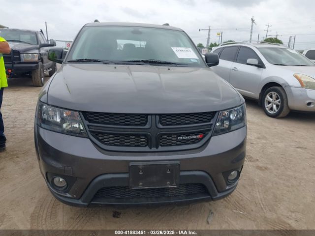 3C4PDCBBXKT863882 Dodge JOURNEY SE