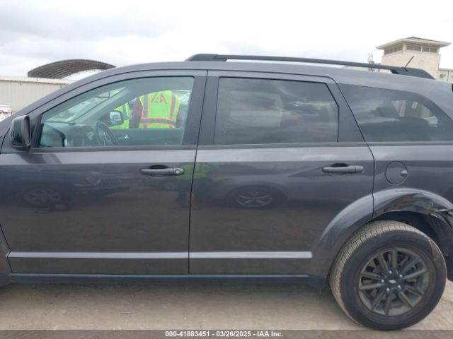 3C4PDCBBXKT863882 Dodge JOURNEY SE