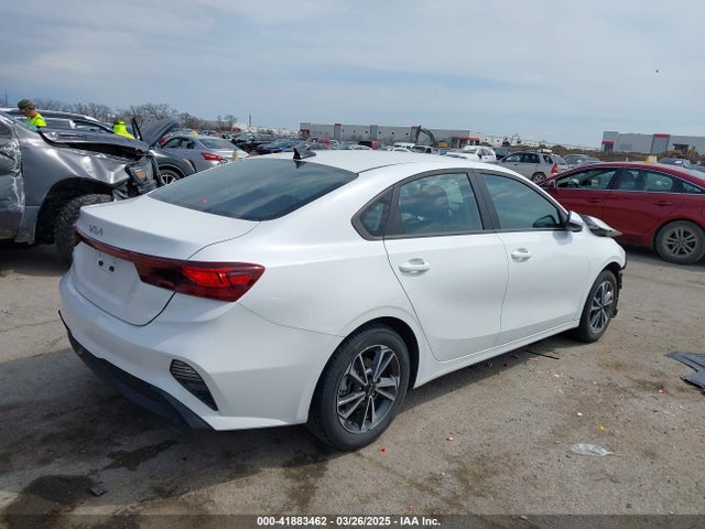 3KPF24AD5RE812444 KIA Forte Lxs