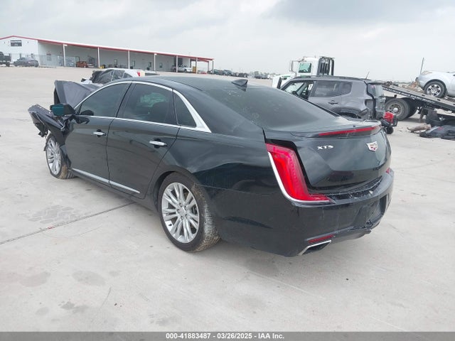 2018 CADILLAC XTS 2G61M5S33J9129017 Photo 2