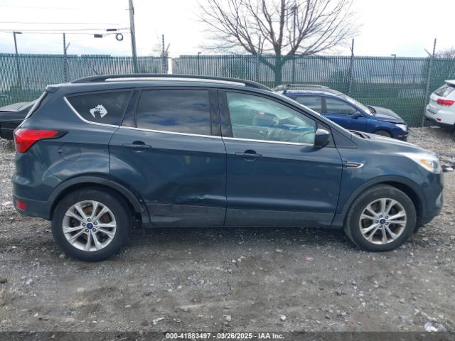 1FMCU9HD6KUC44479 Ford ESCAPE SEL