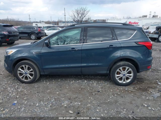 1FMCU9HD6KUC44479 Ford ESCAPE SEL