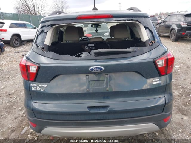 1FMCU9HD6KUC44479 Ford ESCAPE SEL