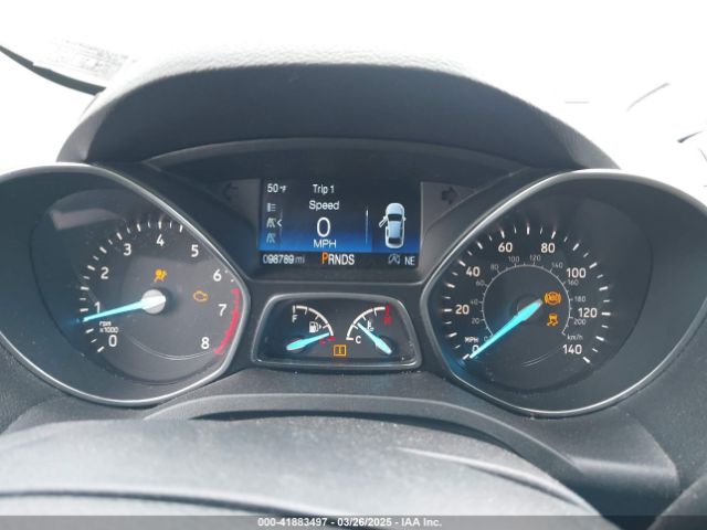 1FMCU9HD6KUC44479 Ford ESCAPE SEL