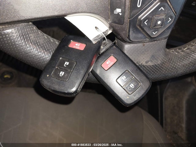 3TMCZ5AN6HM045057 Toyota Tacoma Trd Off Road