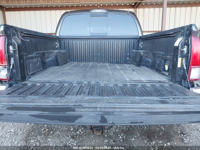 3TMCZ5AN6HM045057 Toyota Tacoma Trd Off Road