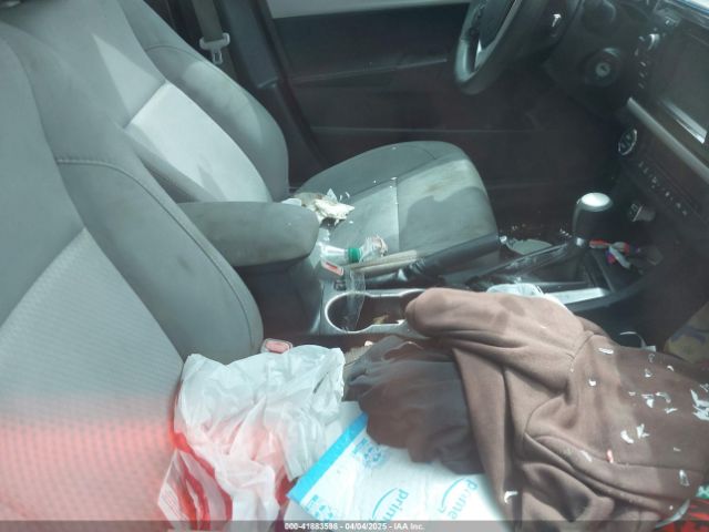 2T1BURHE1EC198568 Toyota COROLLA LE