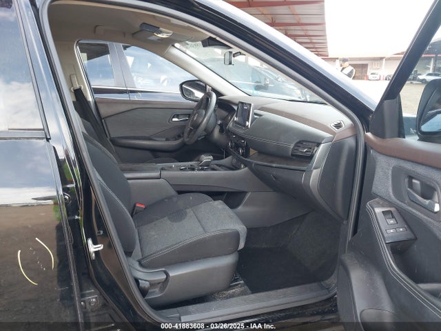 JN8AT3BA7MW000314 Nissan Rogue Sv Fwd