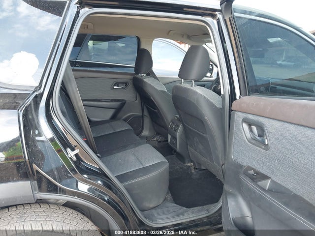 JN8AT3BA7MW000314 Nissan Rogue Sv Fwd