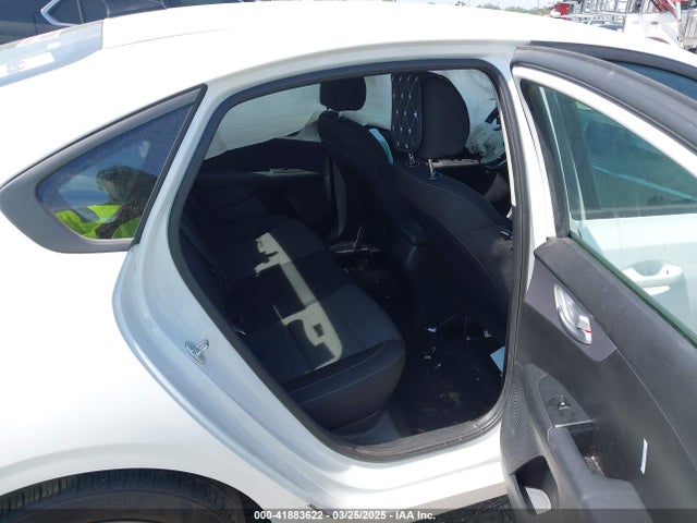 3KPF24ADXPE616240 KIA Forte Lxs