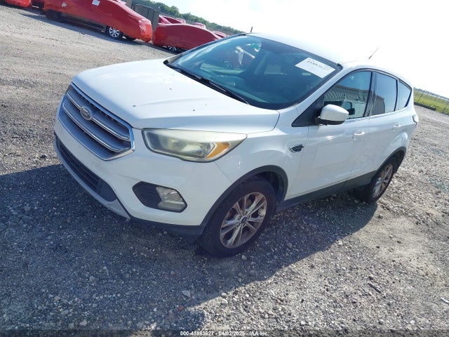 1FMCU0GDXHUD45191 Ford ESCAPE SE
