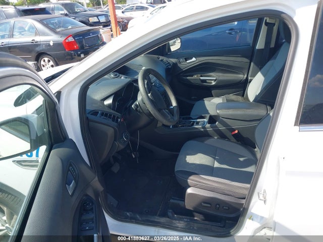 1FMCU0GDXHUD45191 Ford ESCAPE SE