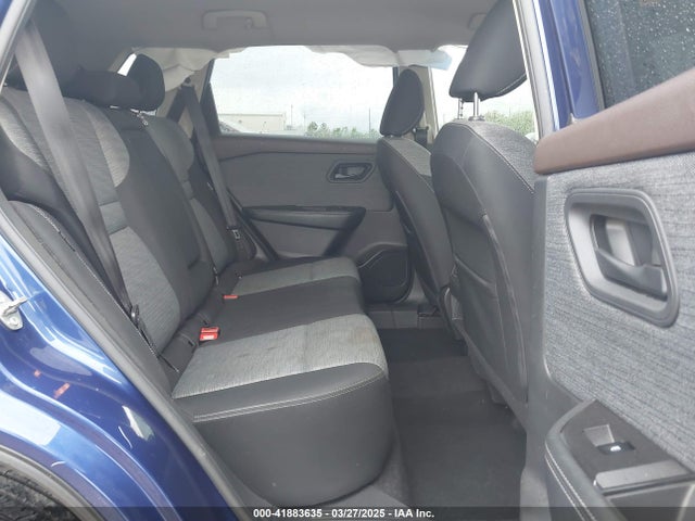 JN8AT3AA6MW001553 Nissan Rogue S Fwd