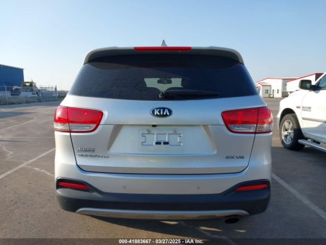 5XYPHDA50GG162322 KIA Sorento 3.3l Ex