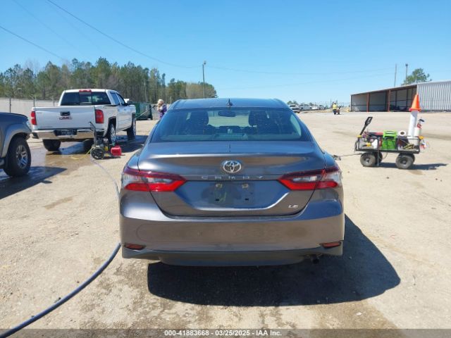 4T1R11AK2MU566178 Toyota CAMRY LE
