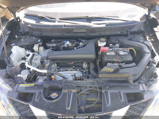 KNMAT2MT0GP701389 Nissan Rogue Sl
