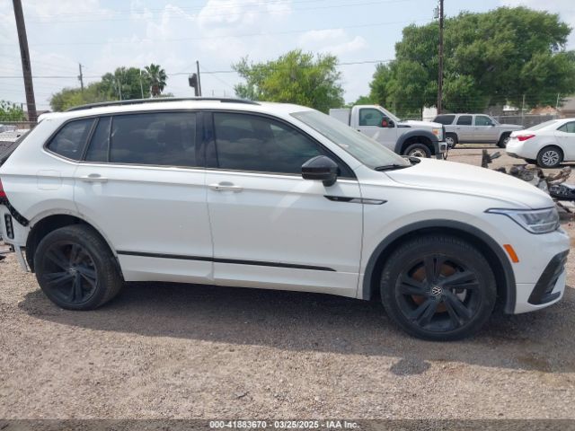 3VVCB7AX5RM053896 Volkswagen Tiguan 2.0t Se R-line Black