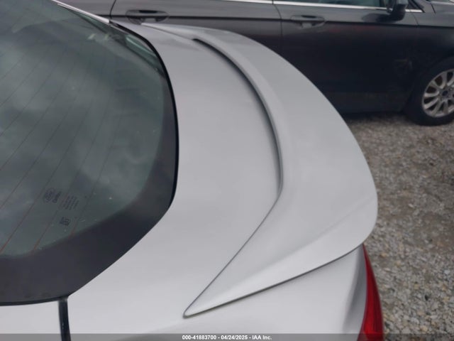 1FADP3F22FL380639 Ford FOCUS SE