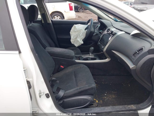 1N4AL3AP7FN380657 Nissan Altima 2.5 S