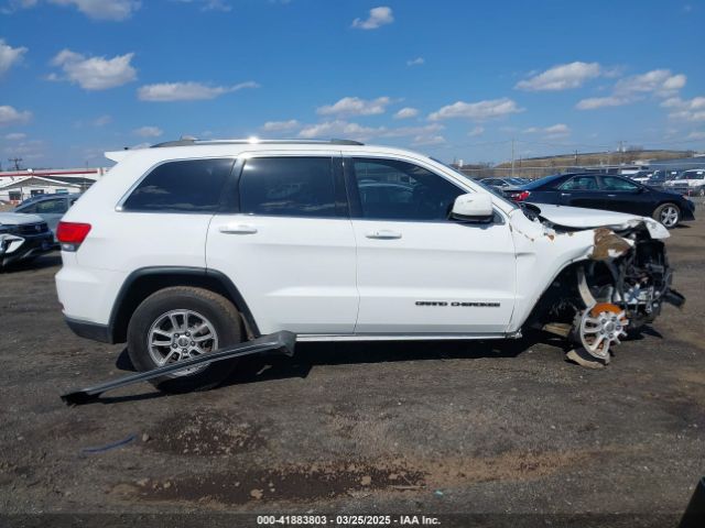 1C4RJFAG5JC285040 Jeep Grand Cherokee Laredo E 4x4