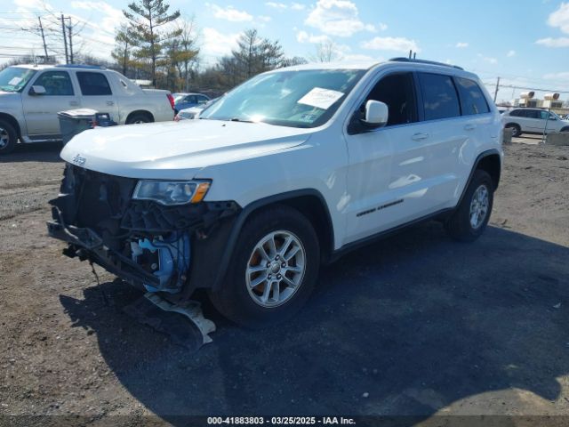 1C4RJFAG5JC285040 Jeep Grand Cherokee Laredo E 4x4