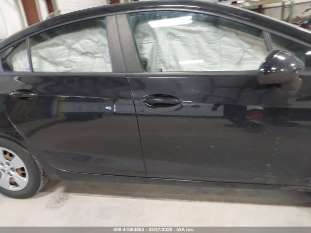 1G1BC5SM9H7174819 Chevrolet Cruze Ls Auto
